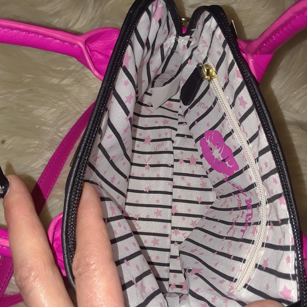 Betsy Johnson hand Bag